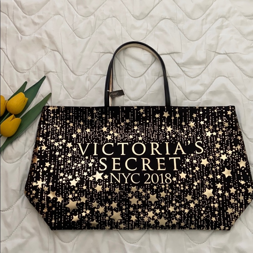 Victoria’s Secret NYC 2018 bag